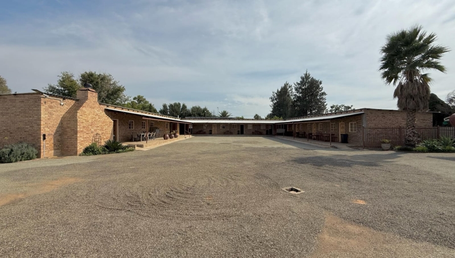 13 Bedroom Property for Sale in Bloemhof North West